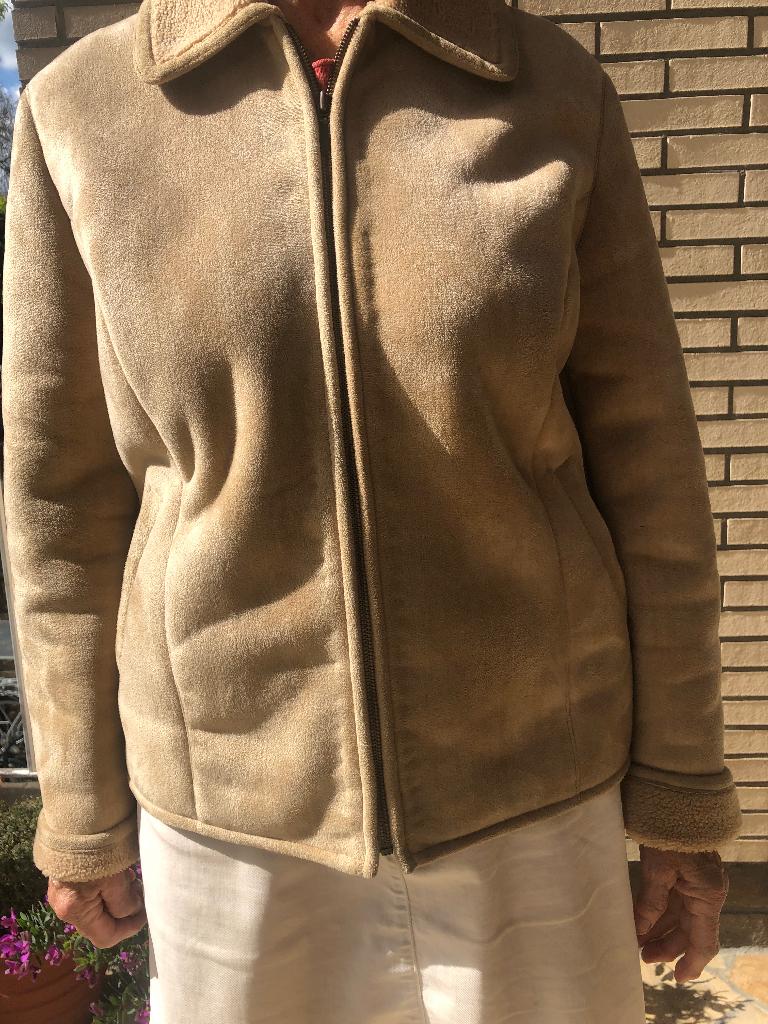 Jasje, Kleding | Dames, Jasjes, Kostuums en Pakken, Beige, Zo goed als nieuw, Jasje, Ophalen