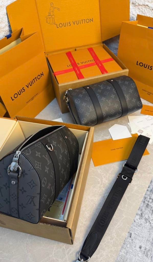 Louis vuiton sacoche, Handtassen en Accessoires, Ophalen of Verzenden, Nieuw