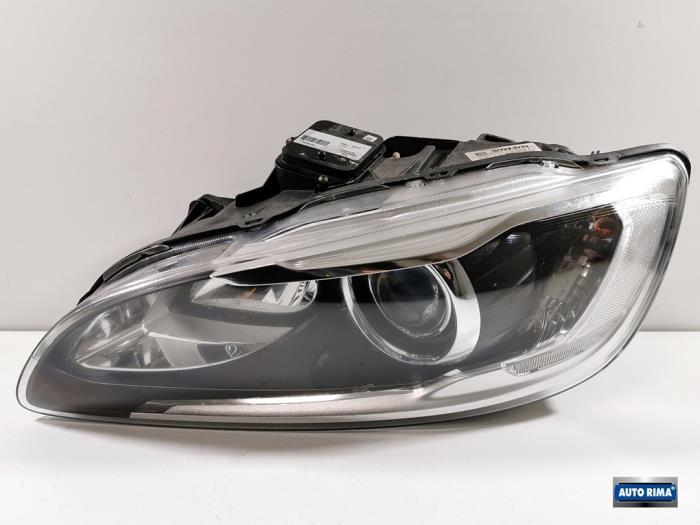 Koplamp links van een Volvo V60, Gebruikt, -, -, Ophalen of Verzenden