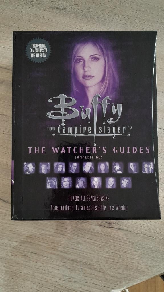 Buffy the Vampire Slayer - The Watcher's Guides Box, Livres, Enlèvement ou Envoi, Comme neuf