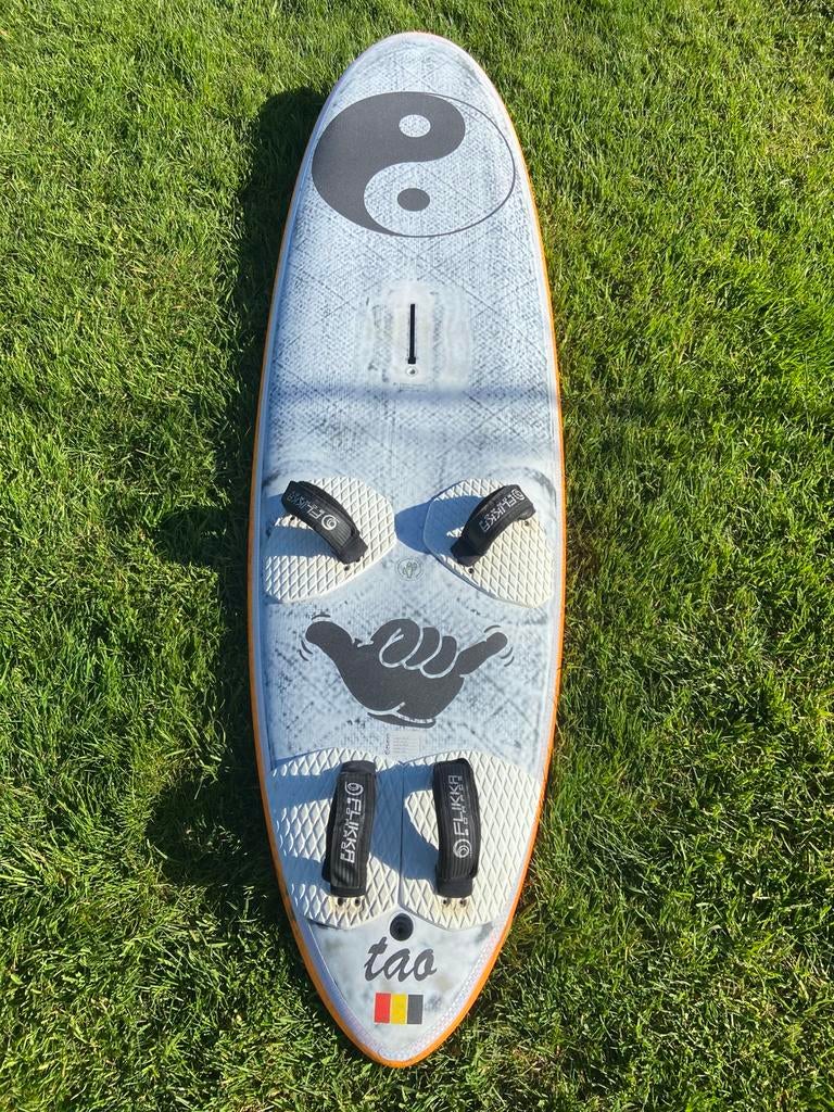 Planche FLIKKA custom, Watersport en Boten, Windsurfen, Ophalen, Zo goed als nieuw, Minder dan 250 cm, Plank