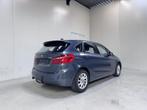 BMW 216 i Active Tourer Benzine - GPS - Airco - Topstaat!, Auto's, BMW, 0 kg, Monovolume, Euro 6, 2 Reeks