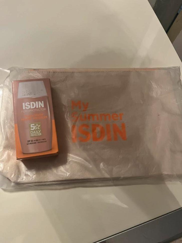 Fotoprotector Fusion Water MAGIC Medium SPF 50, Bijoux, Sacs & Beauté, Beauté | Soins du visage, Comme neuf, Enlèvement ou Envoi