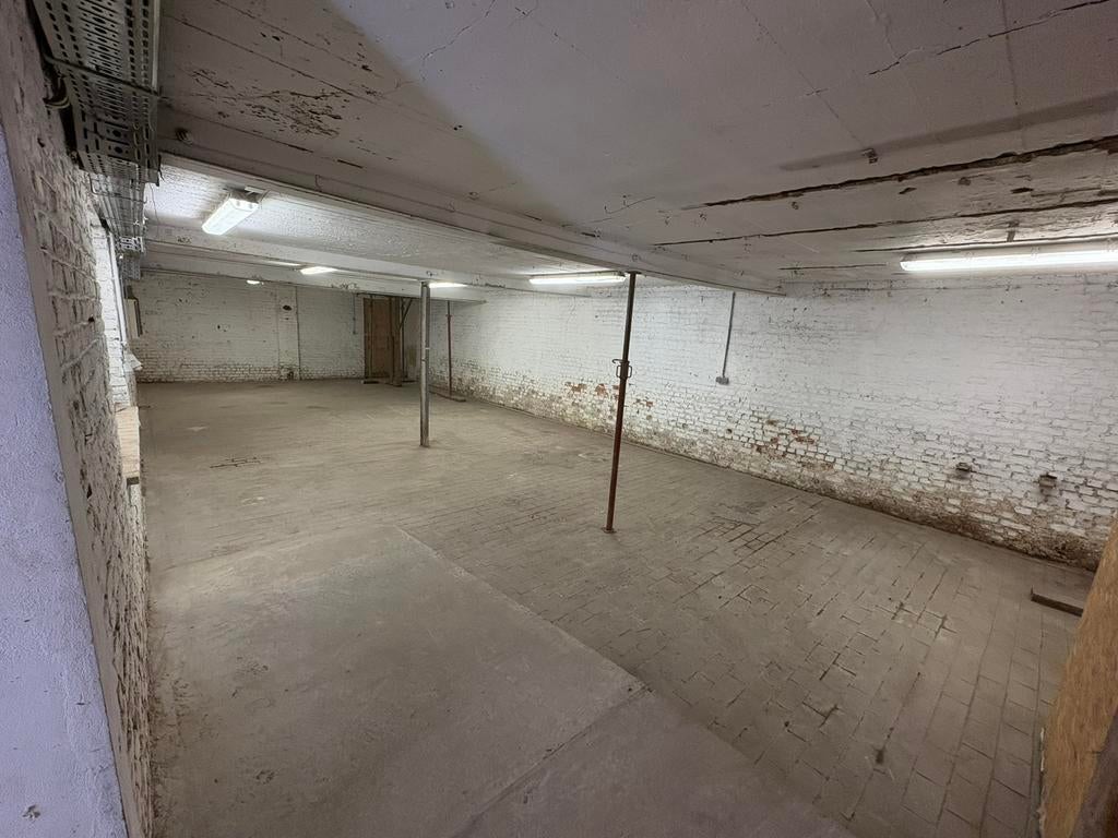 Hangar de 90 m2 à 7600 Peruwelz, Tournai