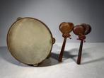Set oude muziekinstrumenten : tamboerijn en castagnetten, Muziek en Instrumenten, Percussie, Ophalen