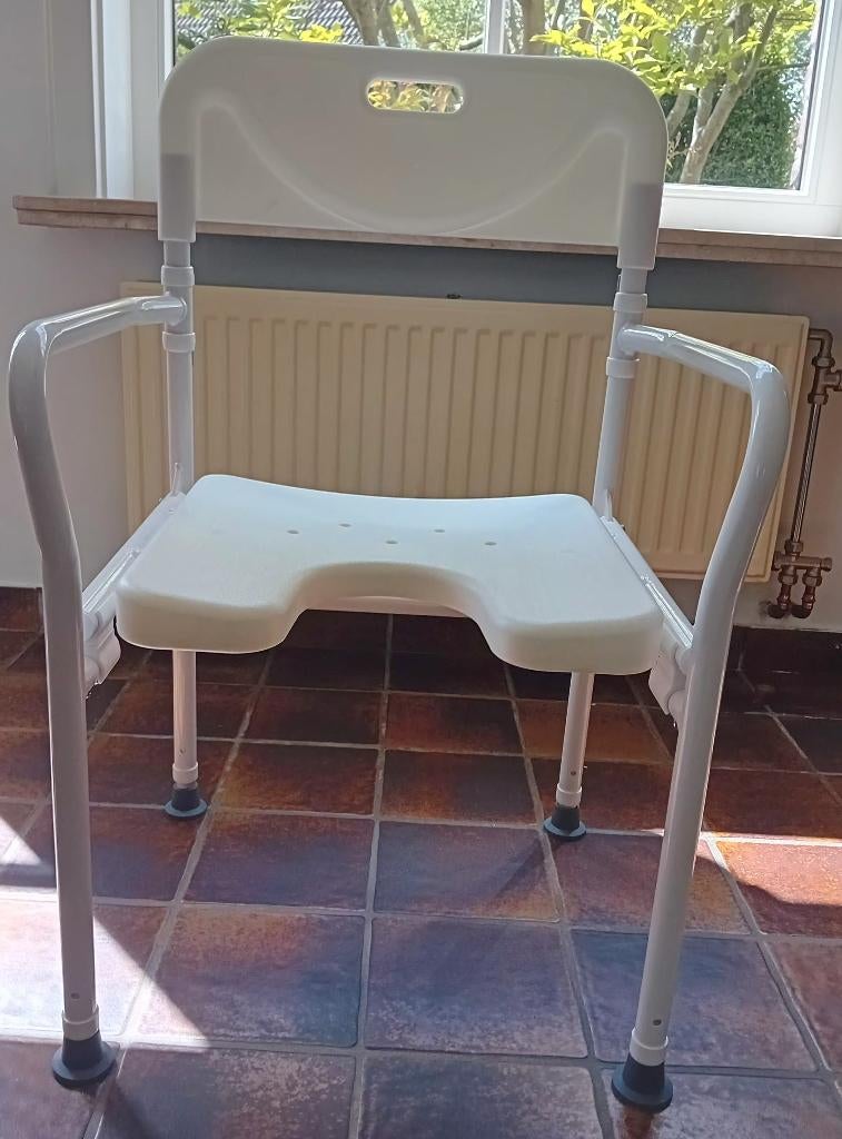 Nieuwe in hoogte verstelbare plooibare douchestoel badstoel, Diversen, Verpleegmiddelen, Nieuw, Ophalen