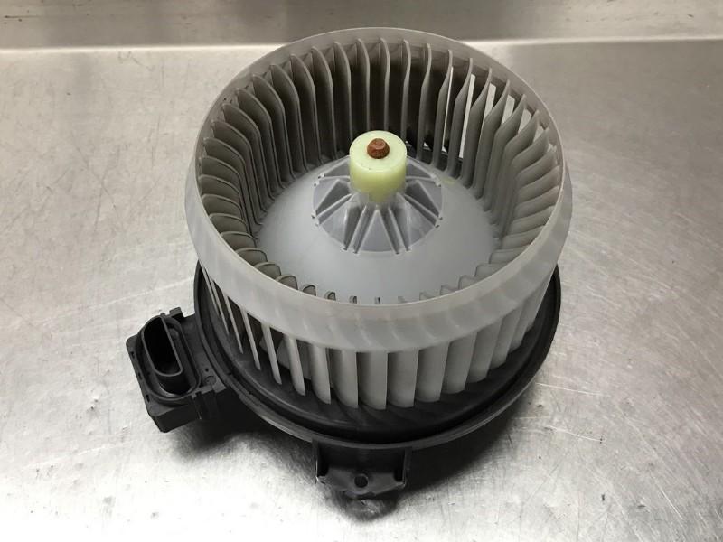 VENTILATEUR RADIATEUR MOTEUR Suzuki Swift (ZA / ZC / ZD), Autos : Pièces & Accessoires, Climatisation & Chauffage, Suzuki, Utilisé