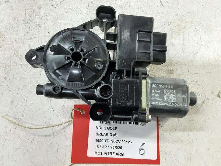 MOTEUR LEVE VITRE ELECTRIQUE ARRIÈRE GAUCHE (5Q0959811A), Autos : Pièces & Accessoires, Carrosserie & Tôlerie, Volkswagen, Arrière