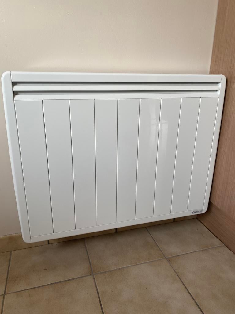 Aterno 3x elektrische verwarming + 2x thermostaat- 4 j oud, Bricolage & Construction, Chauffage & Radiateurs, Enlèvement, Comme neuf