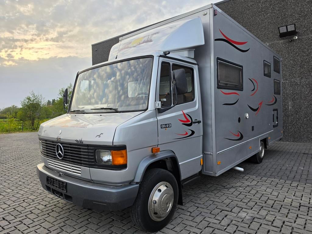 Mercedes 814D Kampeerwagen Trekhaak 3500kg Rijbewijs C, Alkoof, Mercedes-Benz, Bedrijf, Tot en met 3