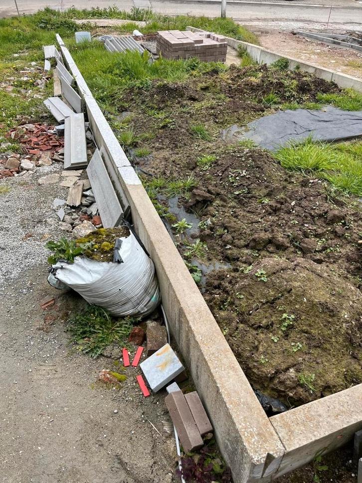 10 betonnen keerwanden 50cm hoogte 2 meter lang, Doe-het-zelf en Bouw, Platen en Panelen, Gebruikt, Ophalen