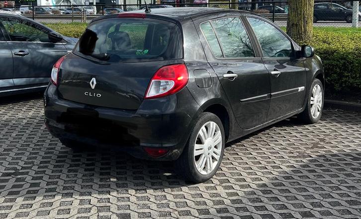 Clio 3, Autos, Autos Autre, Particulier, Essence, Euro 5, 5 portes, Boîte manuelle, Noir