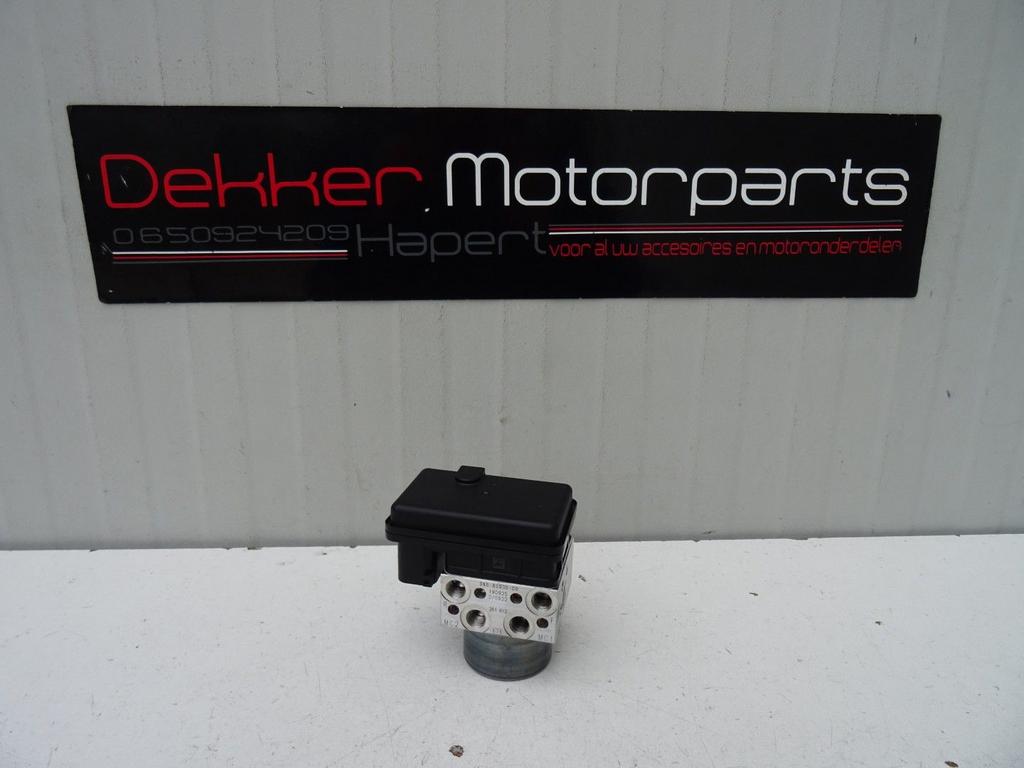 ABS Pomp / Unit Yamaha YZF R6 2017-2018-2019-2020-2021 RJ27, Gebruikt, -, -, Ophalen of Verzenden