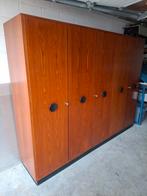 Armoire vintage en placage Pao Ferro look 1975, Enlèvement