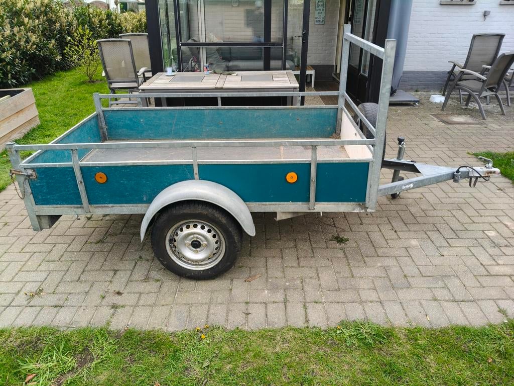 Aanhangwagen/ bakwagen enkelas MTM 750kg, Ophalen