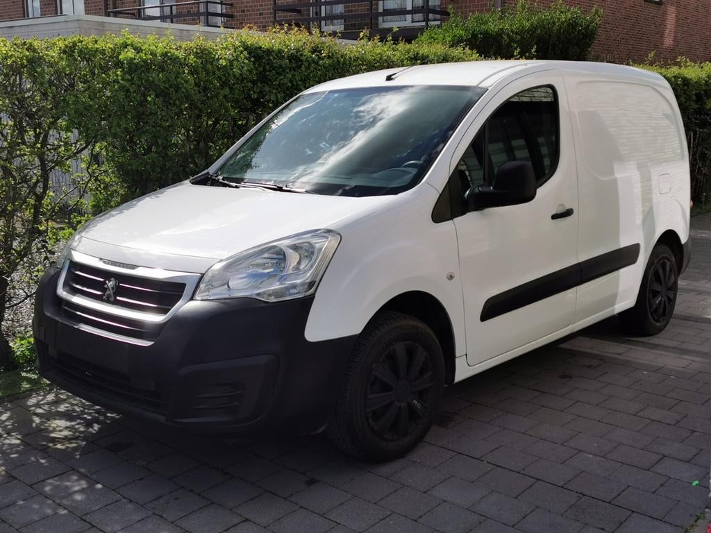 Homologué Peugeot Partner 2015 pour véhicules utilitaires lé, Autos, Euro 5, Achat, 4 portes, Boîte manuelle
