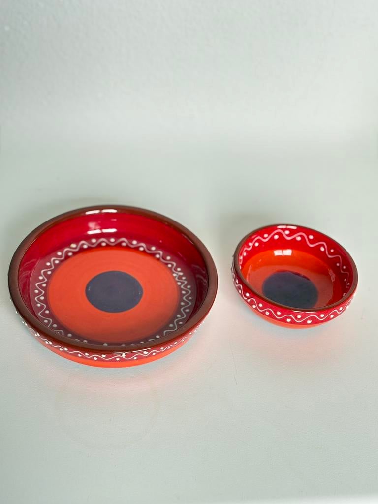 Set van 2 Handgemaakte Spaanse Schaaltjes – Bowls and Dishes, Huis en Inrichting, Ophalen of Verzenden, Zo goed als nieuw, Oranje
