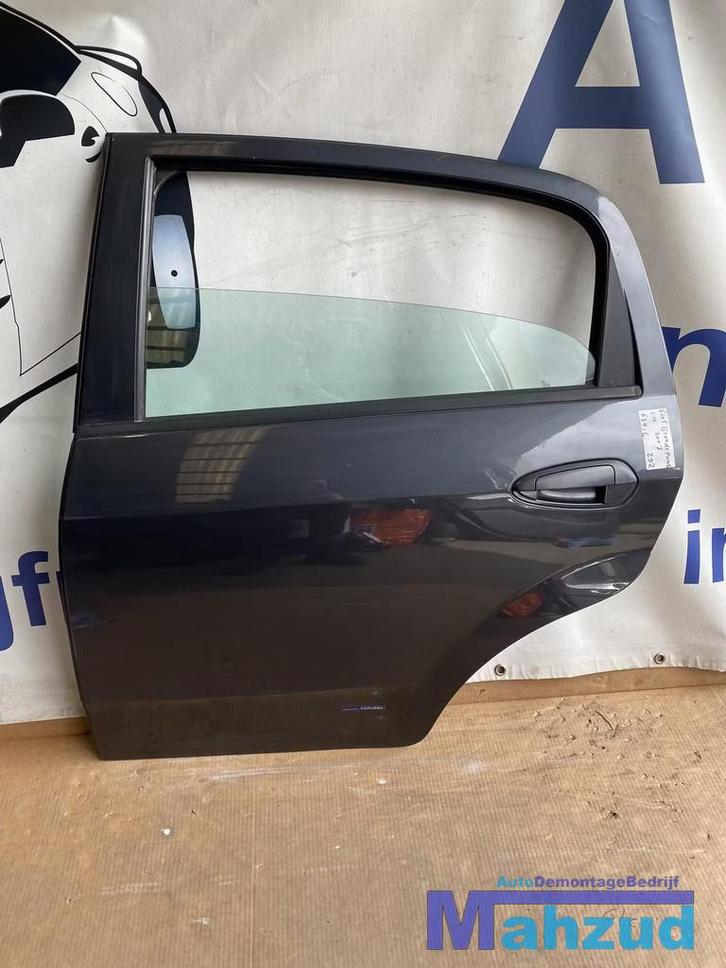 FIAT GRANDE PUNTO 199 grijs 634,C Links achter deur portier, Autos : Pièces & Accessoires, Carrosserie & Tôlerie, Porte, Fiat