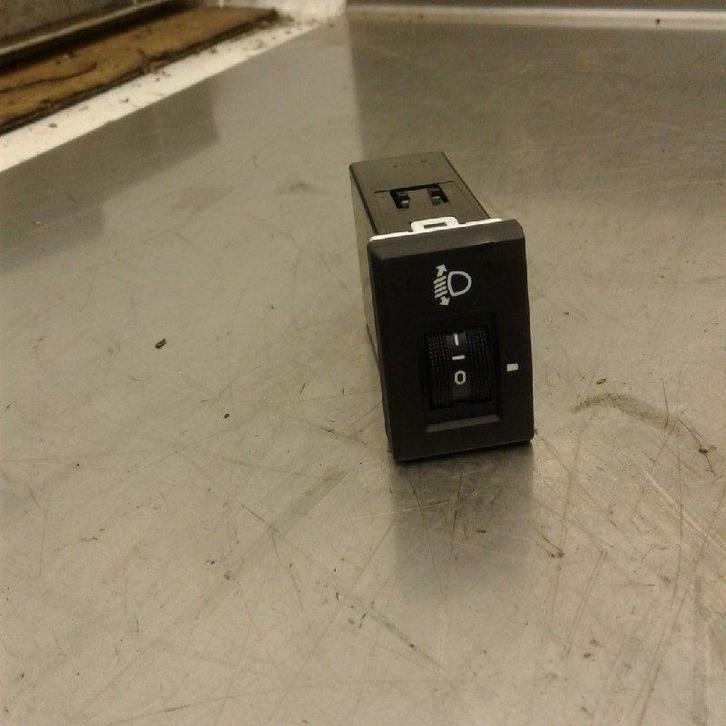 KOPLAMP IHV SCHAKELAAR Hyundai i20 (01-2008/12-2015), Auto-onderdelen, Dashboard en Schakelaars, Hyundai, Gebruikt