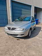 Reeds gekeurd voor verkoop 85.000km, Autos, Lancia, Achat, Carnet d'entretien, Particulier, Ypsilon