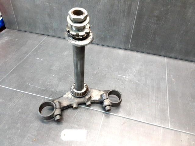 VF750F interceptor 1981 - 1983 Honda T-stuk D1-62380, Motoren, Onderdelen | Honda