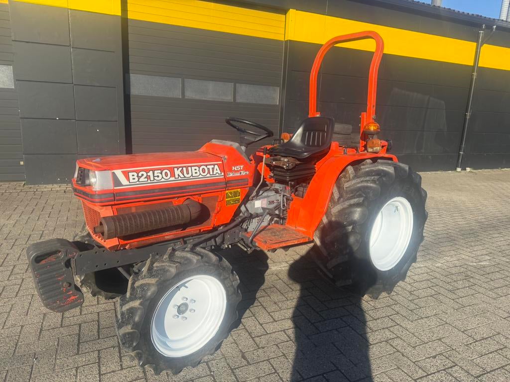Kubota 2150 avec papier, Articles professionnels, Agriculture | Tracteurs, Enlèvement ou Envoi