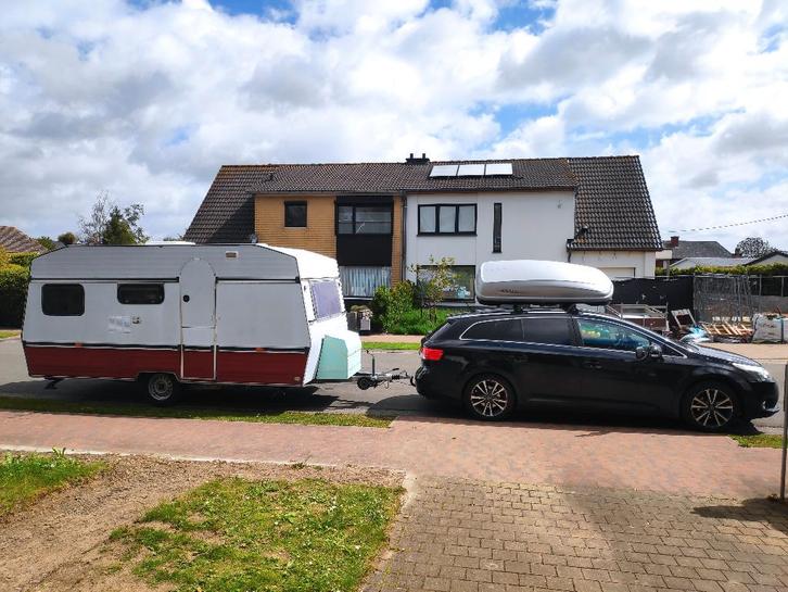 Bürstner De Luxe (1978) — rétro charmant, Caravanes & Camping, Caravanes, Particulier, jusqu'à 4, 750 - 1000 kg, Siège de train