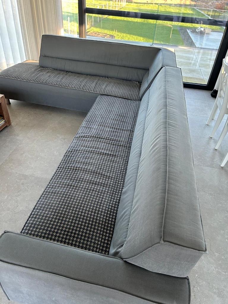 Chaise grise ikea GRATUITE, 250 à 300 cm, Banc d'angle, Quatre personnes ou plus, 125 à 150 cm