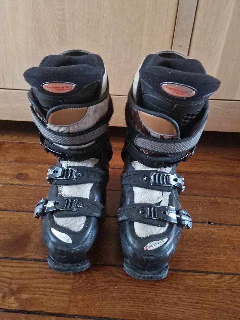 Bottes de ski ROSSIGNOL SOFT - Taille 235 - Occasion, Sports & Fitness, Ski & Ski de fond, Utilisé, Chaussures, Rossignol, Enlèvement ou Envoi