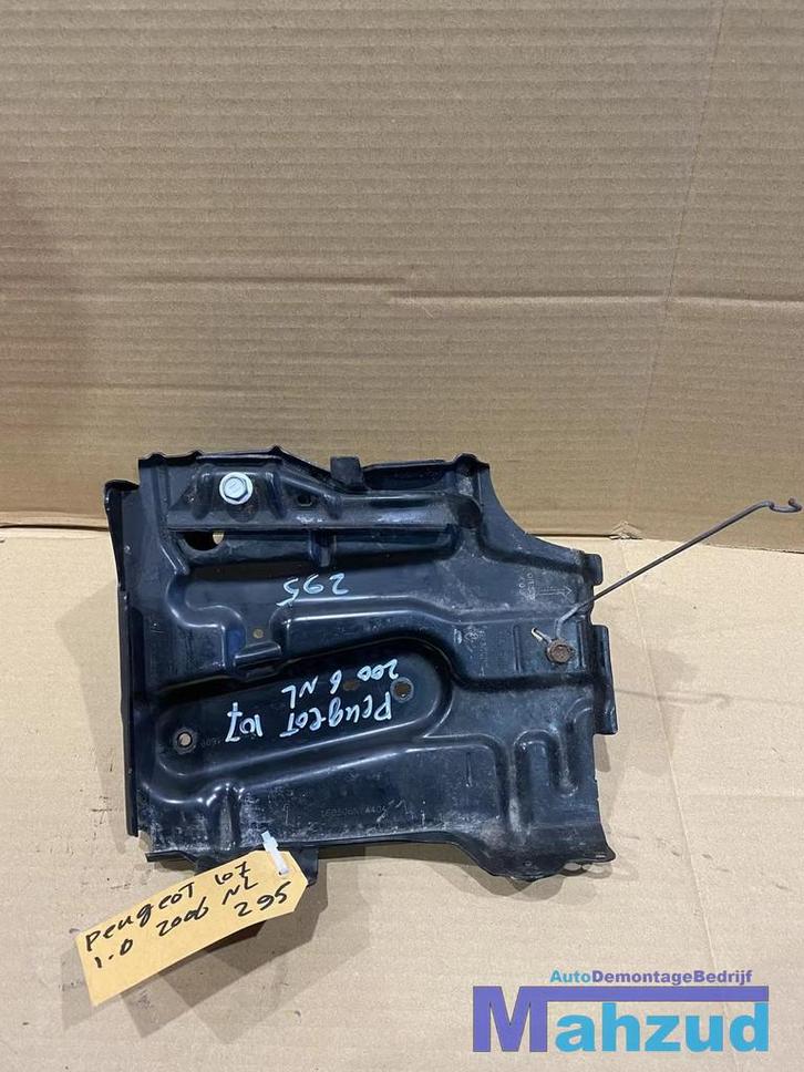 PEUGEOT 107 C1 Accubak accuhouder 2005-2014, Autos : Pièces & Accessoires, Batteries & Accessoires, Peugeot, Utilisé