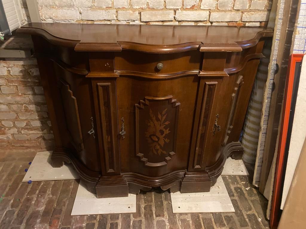 Antieke buffetkast of dressoir eikenhout, Ophalen