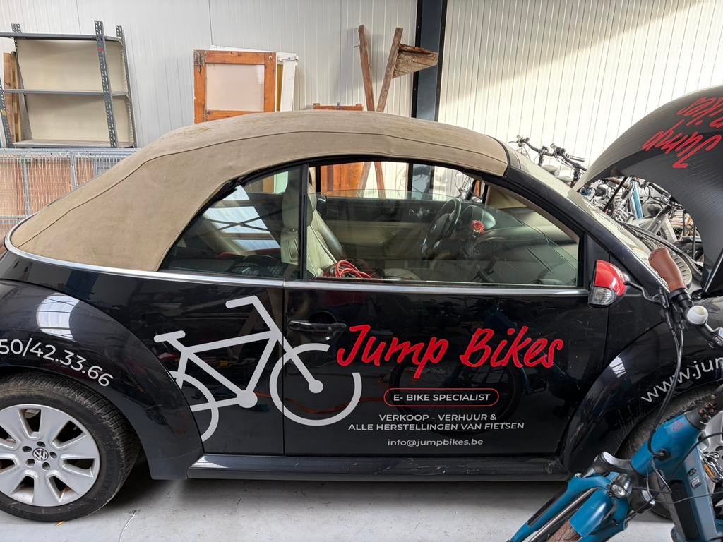 Vw beetle cabrio met defecte motor