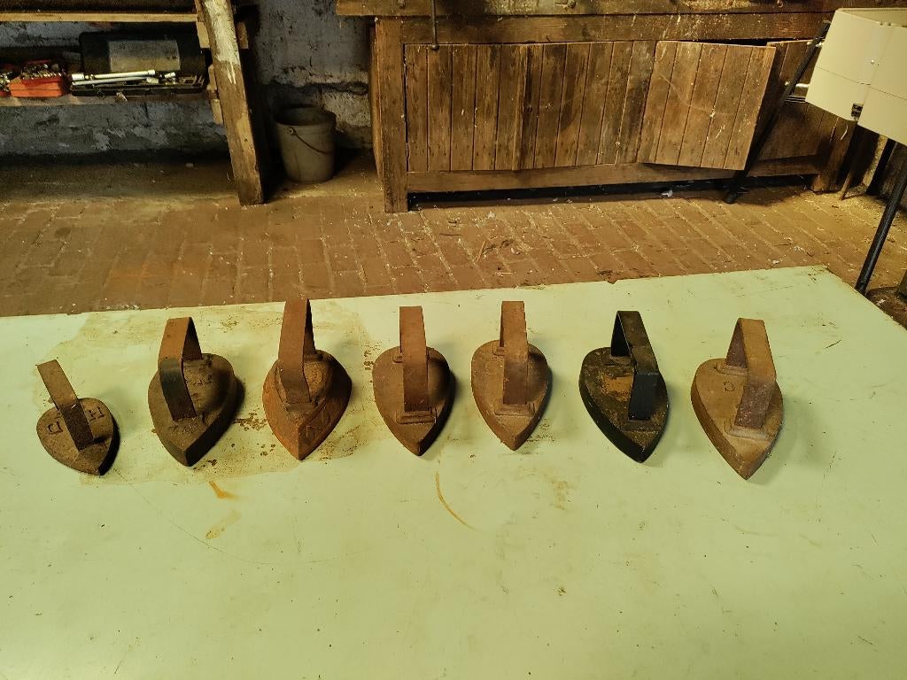 Fers à repasser, Antiquités & Art, Enlèvement