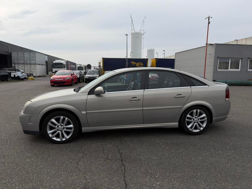 Opel Vectra GTS 1.9 DT CDTi, Cuir, Argent ou Gris, Achat, Entreprise