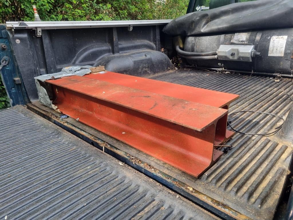 Poutrelles en i   18 cm x18  x115 cm, Ophalen