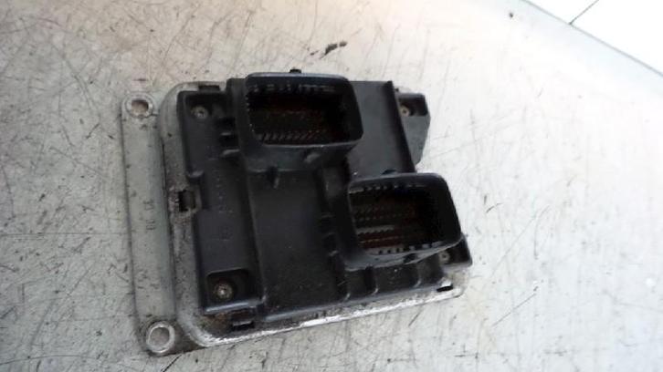 CALCULATEUR MOTEUR ECU Corsa B (73 / 78 / 79) (0261204475), Autos : Pièces & Accessoires, Électronique & Câbles, Opel, Utilisé