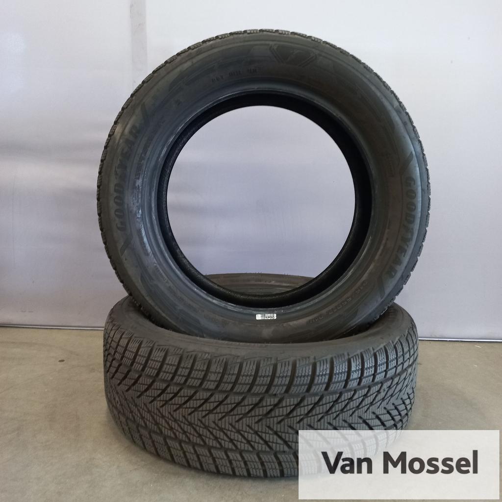 GoodYear  UltraGrip Performance 3 215/55/R17 94H, -, -, 17 inch, Band(en)