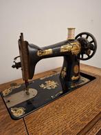 Singer naaimachine, Hobby en Vrije tijd, Naaimachines en Toebehoren, Ophalen, Gebruikt, Naaimachine, Singer
