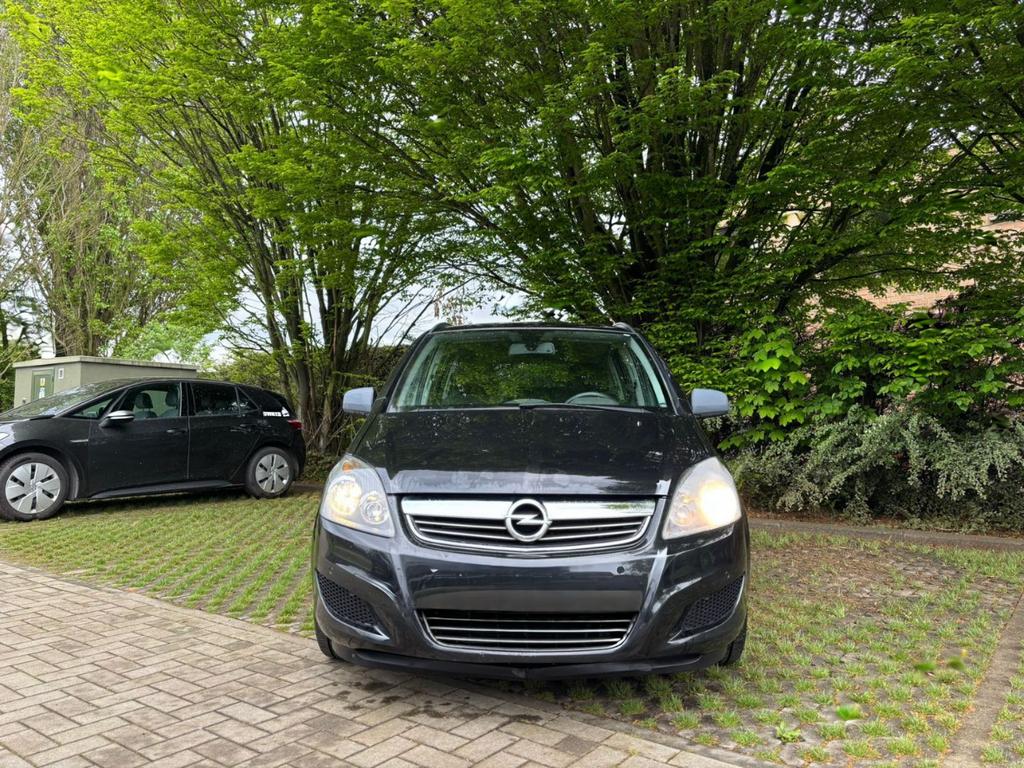Opel Zafira 1.6 Benzine – 7 Zitplaatsen – 2013 122000 km, Euro 5, 7 places, Boîte manuelle, Zafira