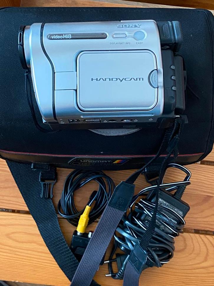 Sony Hi8 CCD-TRV238E, caméscope, Handycam, TV, Hi-fi & Vidéo, Caméscopes analogiques, Caméra, Enlèvement ou Envoi