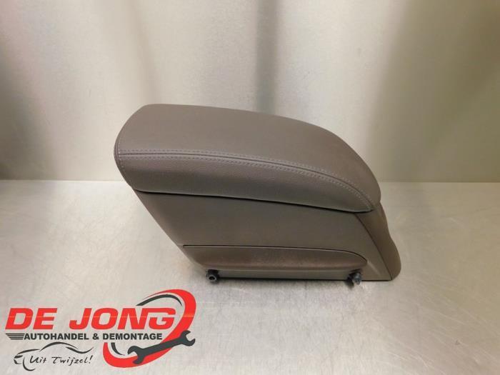 Accoudoir d'un Opel Meriva, Autos : Pièces & Accessoires, Habitacle & Garnissage, Opel, Utilisé, 3 mois de garantie, Enlèvement ou Envoi