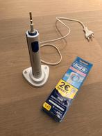 Elektrische tandenborstel Oral B, Ophalen, Zo goed als nieuw, Tandenborstel