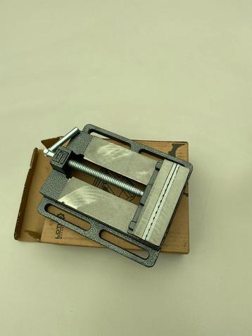 Machineklem voor kolomboormachine / kolomboor bankvijs beschikbaar voor biedingen