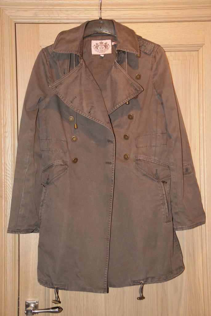 Manteau gris Juicy Coutur taille S en très bon état, Vêtements | Femmes, Vestes | Été, Comme neuf, Taille 36 (S), Gris, Enlèvement ou Envoi