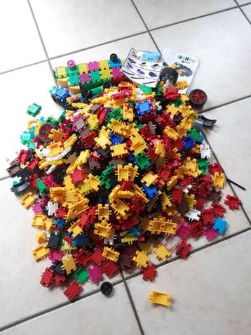 groot lot CLICS beschikbaar voor biedingen