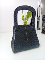 Vintage dames handtas krokodil leer, Handtassen en Accessoires, Tassen | Damestassen, Ophalen, Zo goed als nieuw, Zwart, Handtas