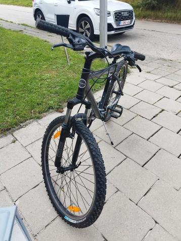 Vtt très 3700 beschikbaar voor biedingen