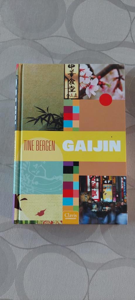 T. Bergen - Gaijin, Boeken, Kinderboeken | Jeugd | 13 jaar en ouder, Zo goed als nieuw, Ophalen of Verzenden