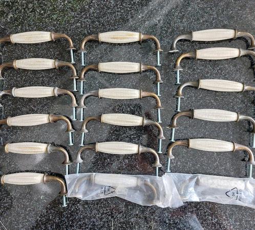 Kastgrepen voor bijvoorbeeld keuken, Doe-het-zelf en Bouw, Hang- en Sluitwerk, Gebruikt, Overige typen, Ophalen