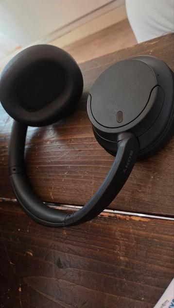 Sony koptelefoon beschikbaar voor biedingen
